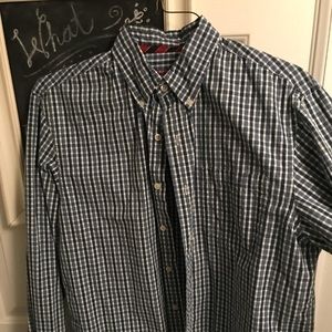 Men’s medium button down